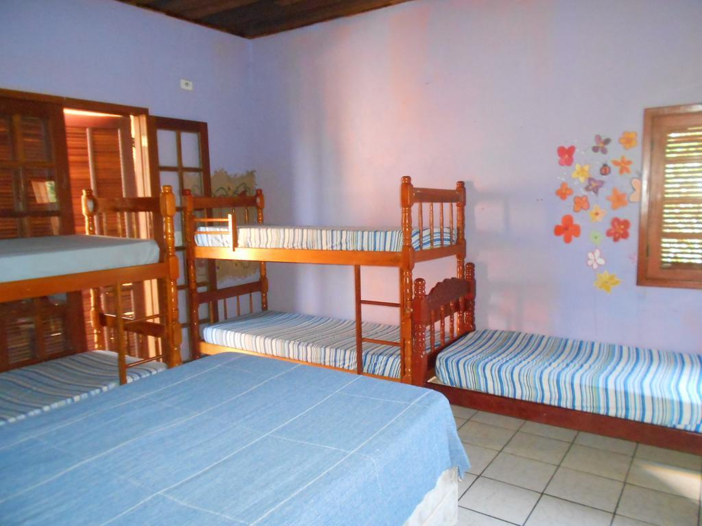 Namaste Hostel E Pousada Paraty Araquari Quarto foto