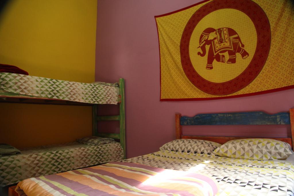 Namaste Hostel E Pousada Paraty Araquari Quarto foto
